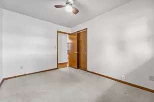 7701 W Warnimont Ave, Milwaukee, WI 53220 - Photo 15
