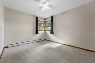 7701 W Warnimont Ave, Milwaukee, WI 53220 - Photo 17