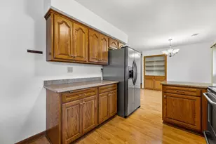 7701 W Warnimont Ave, Milwaukee, WI 53220 - Photo 13