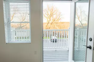 2075 N Cambridge Ave, Milwaukee, WI 53202 - Photo 5
