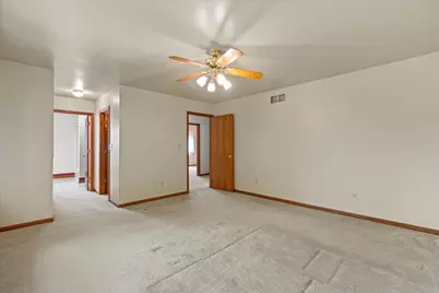 22302  Church Rd, Racine, WI 53139 - Photo 31
