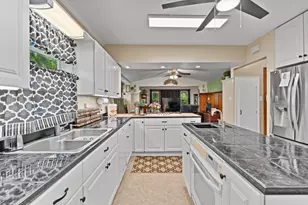 178 W Saveland Ave, Milwaukee, WI 53207 - Photo 15