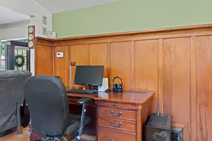 178 W Saveland Ave, Milwaukee, WI 53207 - Photo 9