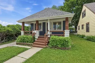 2148 S 91st St, West Allis, WI 53227 - Photo 3