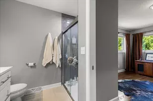 225 N 166th St, Brookfield, WI 53005 - Photo 27