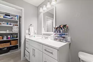 225 N 166th St, Brookfield, WI 53005 - Photo 29