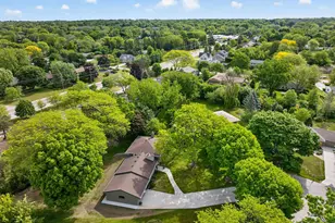 250 W Suburban Ct, Fox Point, WI 53217 - Photo 25
