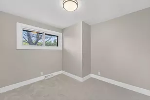 250 W Suburban Ct, Fox Point, WI 53217 - Photo 23
