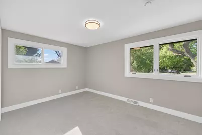 250 W Suburban Ct, Fox Point, WI 53217 - Photo 15