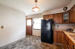 3239 S 54th St, Milwaukee, WI 53219 - Photo 5