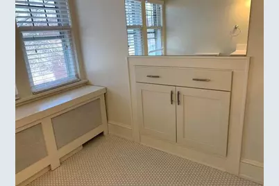 2907 E Hampshire Ave, Milwaukee, WI 53211 - Photo 21