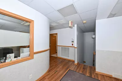 3915 W Capitol Dr, Milwaukee, WI 53216 - Photo 13