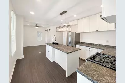 3513 N Teutonia Ave, Milwaukee, WI 53206 - Photo 5
