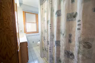 2419 S 81st St, West Allis, WI 53219 - Photo 15