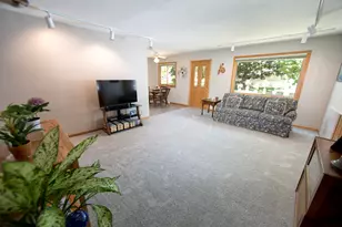 2419 S 81st St, West Allis, WI 53219 - Photo 5