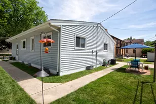 2419 S 81st St, West Allis, WI 53219 - Photo 27