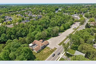 5009  Columbia Rd, Cedarburg, WI 53012 - Photo 5