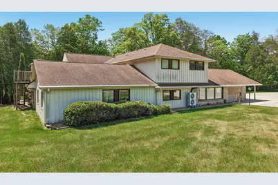 5009  Columbia Rd, Cedarburg, WI 53012 - Photo 3