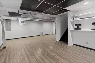 9625 W Metcalf Pl, Milwaukee, WI 53222 - Photo 25