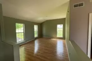 118 Manchester Dr, Waukesha, WI 53188 - Photo 3