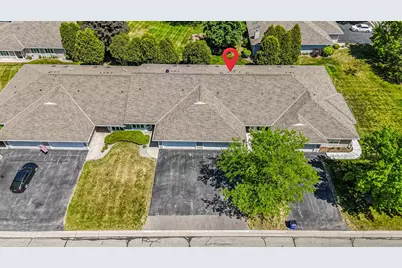 11014  Mequon Square Dr, Mequon, WI 53092 - Photo 41
