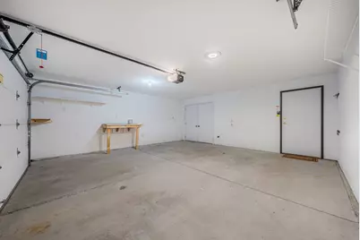 11014  Mequon Square Dr, Mequon, WI 53092 - Photo 33