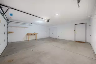 11014 Mequon Square Dr, Mequon, WI 53092 - Photo 33