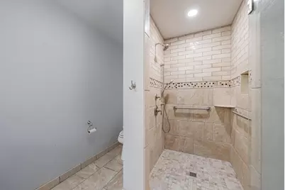 11014  Mequon Square Dr, Mequon, WI 53092 - Photo 31