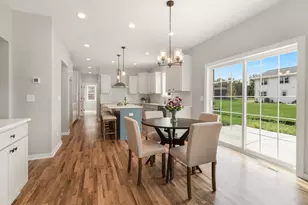 N54W19407 Kearney Ln, Menomonee Falls, WI 53051 - Photo 7