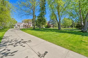 11034 W Bradley Rd, Milwaukee, WI 53224 - Photo 3