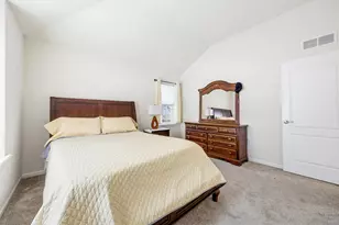 11034 W Bradley Rd, Milwaukee, WI 53224 - Photo 15