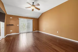 11034 W Bradley Rd, Milwaukee, WI 53224 - Photo 5