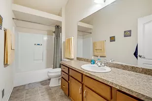 11034 W Bradley Rd, Milwaukee, WI 53224 - Photo 23
