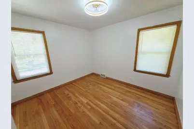 4974 N 91st St #4976, Milwaukee, WI 53225 - Photo 17