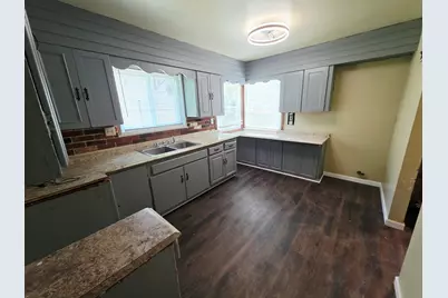 4974 N 91st St #4976, Milwaukee, WI 53225 - Photo 5