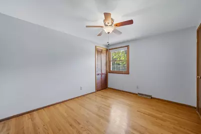 4134 W Fountain Ave, Brown Deer, WI 53209 - Photo 25