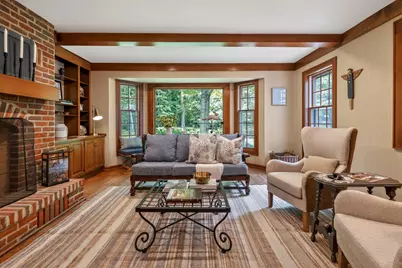 304  Fieldstone Rd, Delafield, WI 53018 - Photo 5