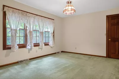 304  Fieldstone Rd, Delafield, WI 53018 - Photo 31