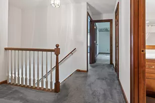 304 Fieldstone Rd, Delafield, WI 53018 - Photo 23