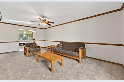 62 E Prospect Ct, Hartford, WI 53027 - Photo 15