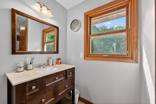 62 E Prospect Ct, Hartford, WI 53027 - Photo 37