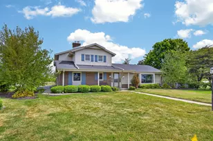 8 Steeplechase Dr, Racine, WI 53402 - Photo 33