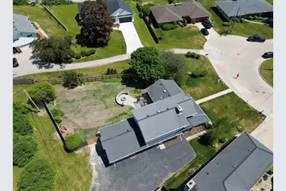 8  Steeplechase Dr, Racine, WI 53402 - Photo 51