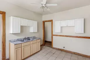 117 W Concordia Ave, Milwaukee, WI 53212 - Photo 11