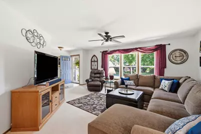 2401  Pendleton Pl, Waukesha, WI 53188 - Photo 7