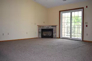 803 Cheyenne Ave, Grafton, WI 53024 - Photo 9