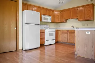 803 Cheyenne Ave, Grafton, WI 53024 - Photo 15