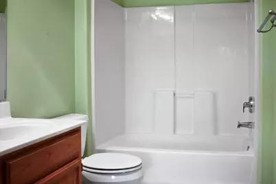 803  Cheyenne Ave #Unit E, Grafton, WI 53024 - Photo 25