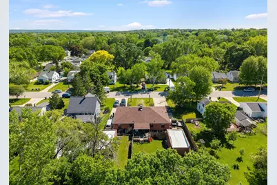 1269  Garland St, Allouez, WI 54301 - Photo 15