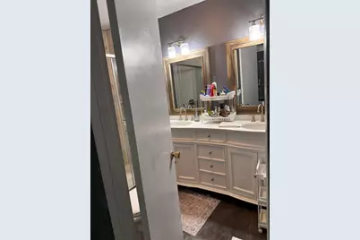 3758 W Parnell Ave, Milwaukee, WI 53221 - Photo 25